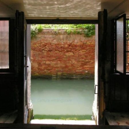 Walk On The Water ✧ 5 Minutes To Rialto Bridge Apartman Velence Kültér fotó